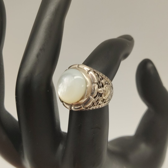 Pearl Ring - Picture 3 of 8